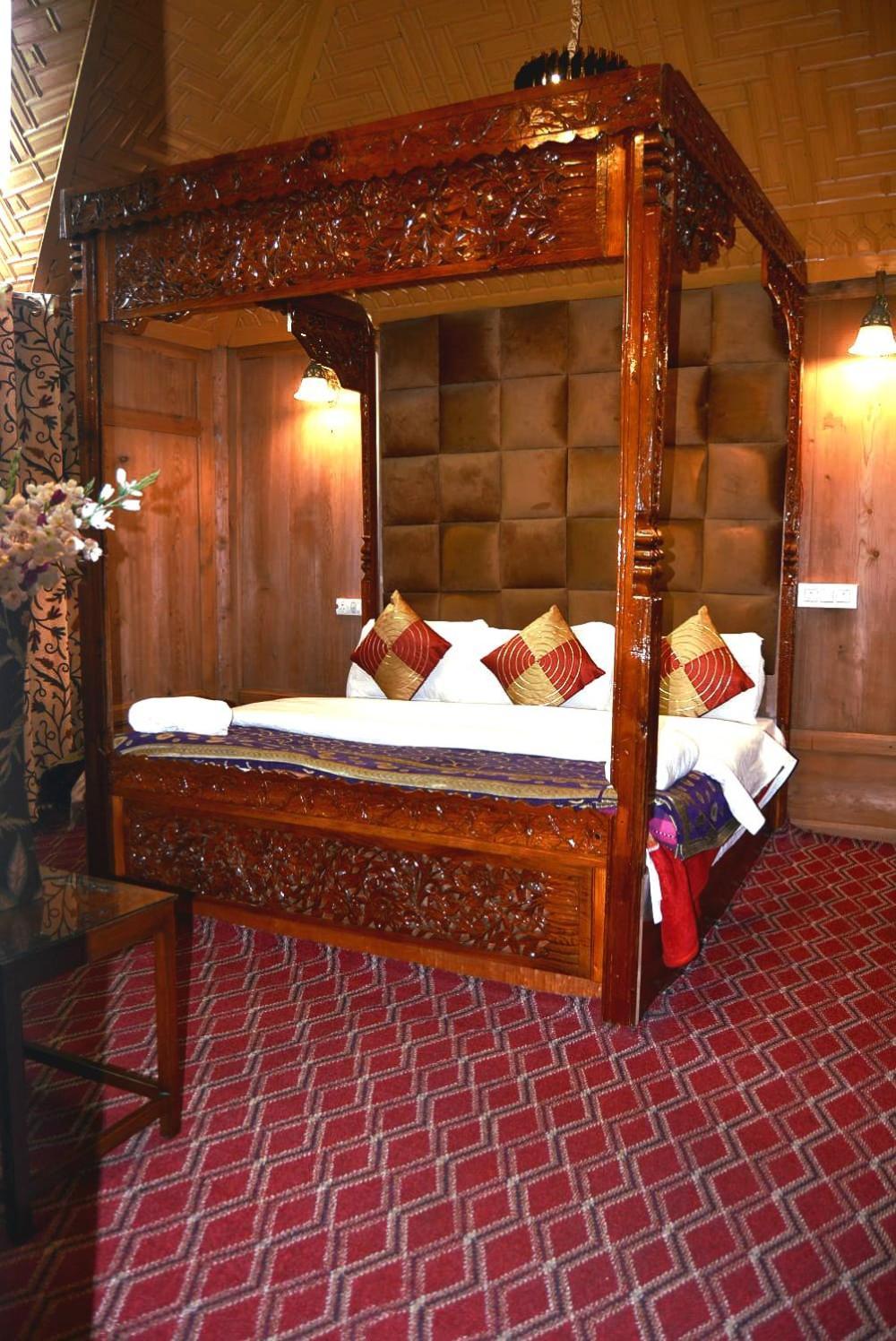 Heritage Amina Group Of Houseboats Ξενοδοχείο Σριναγκάρ Εξωτερικό φωτογραφία