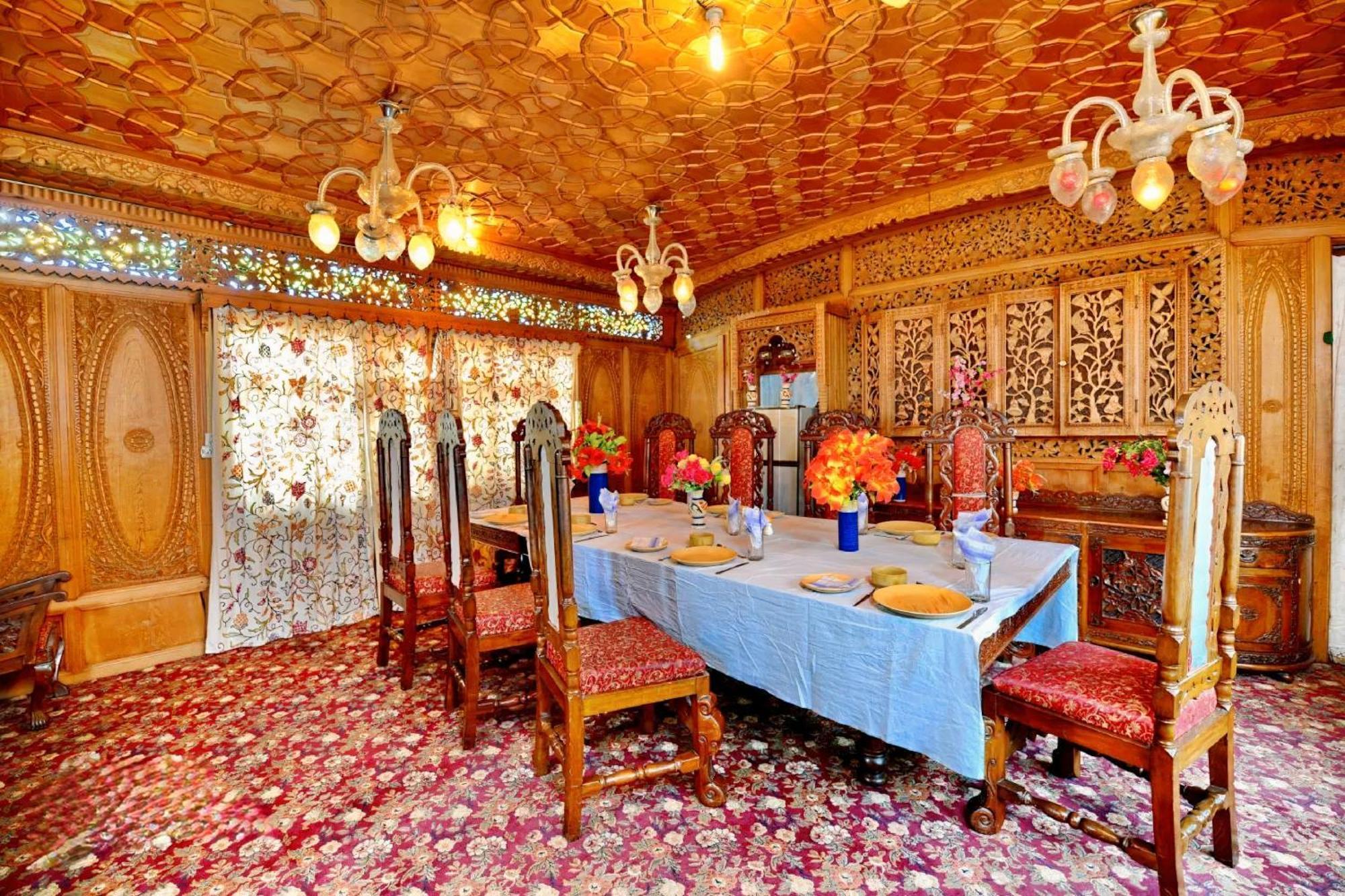 Heritage Amina Group Of Houseboats Ξενοδοχείο Σριναγκάρ Εξωτερικό φωτογραφία