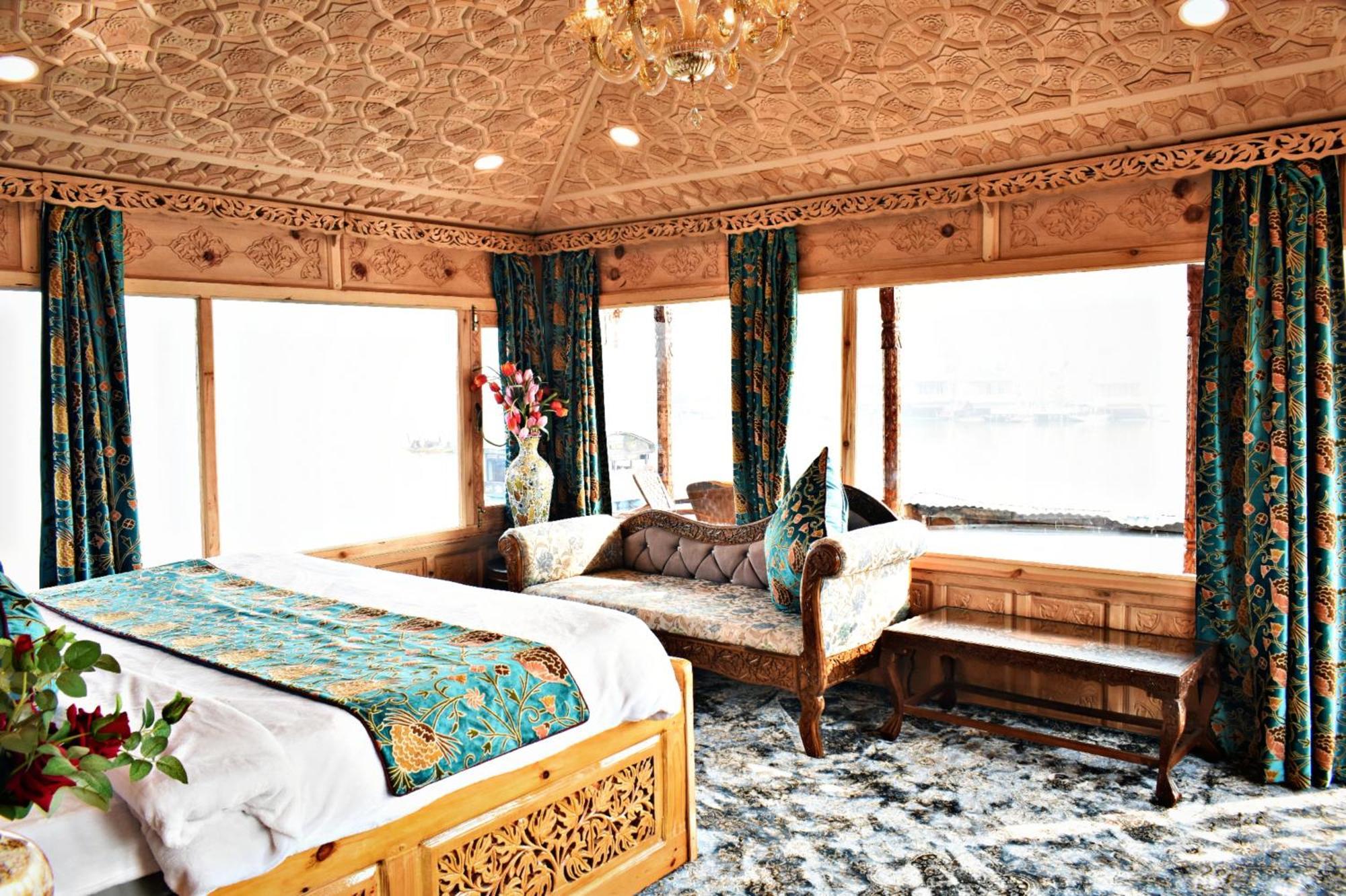 Heritage Amina Group Of Houseboats Ξενοδοχείο Σριναγκάρ Εξωτερικό φωτογραφία